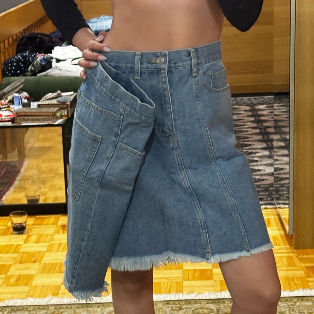 Denim Frayed Hem Skirt